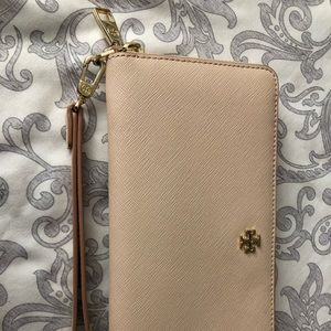 Tory Burch long wristlet